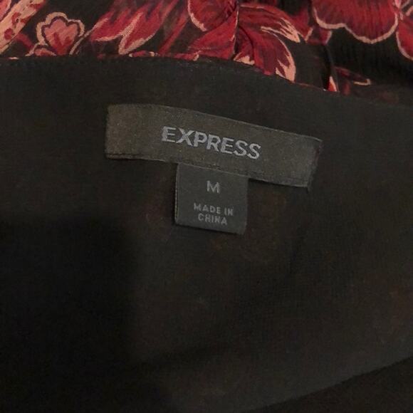 Express Boho Hippie CottageCore Goth Black Red floral Summer Top Tank Medium - Picture 7 of 8